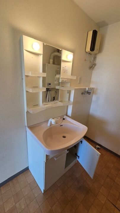 エトワール若山の内装