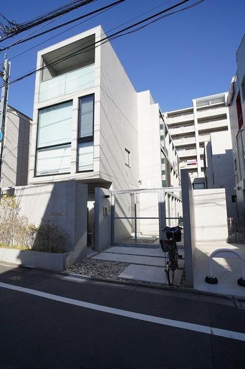 スクエアコート早稲田の外観