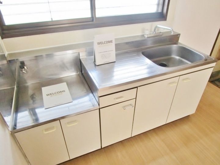 グランデュール福山Bのキッチン