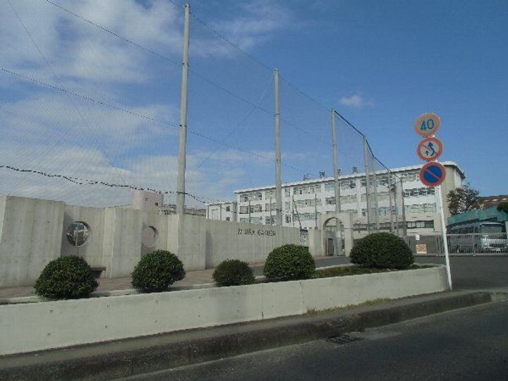 エクシヴ衣笠の周辺