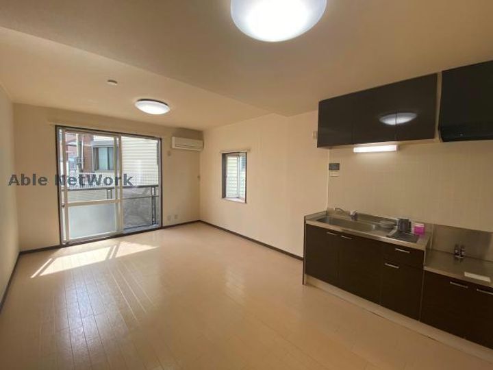 愛知県碧南市鴻島町4(アパート)の賃貸物件の居間