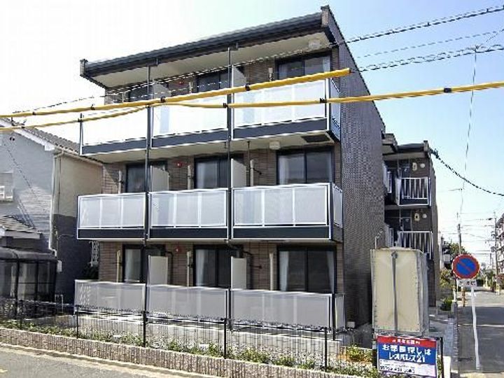 レオパレスコモードの外観