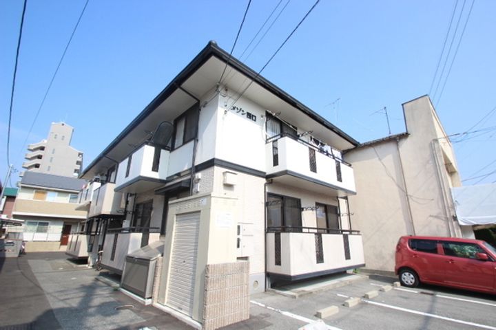 メゾン西口の外観