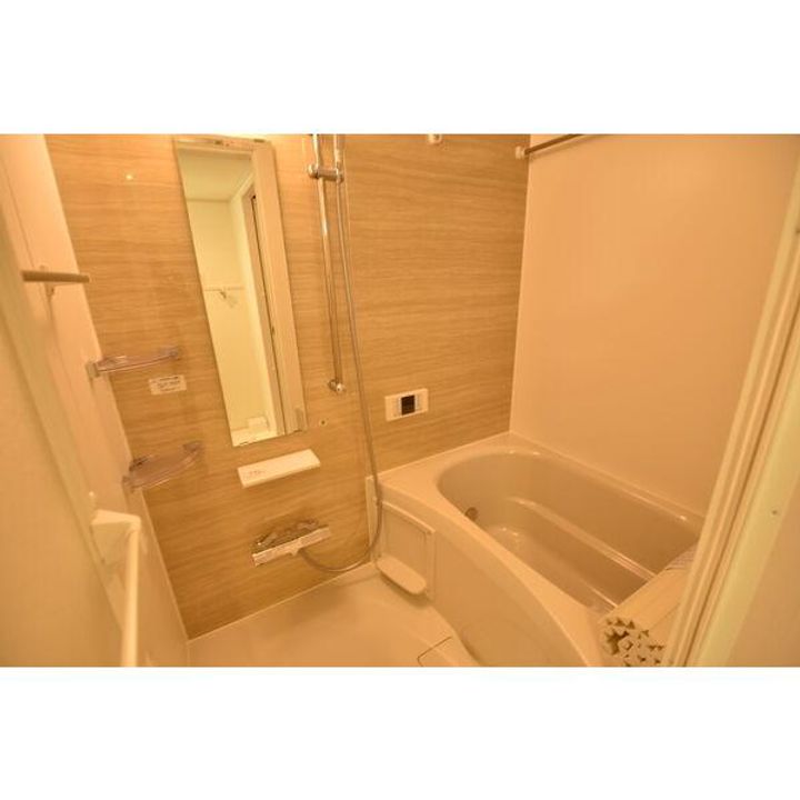 ガーデンパーク八本松Aの風呂