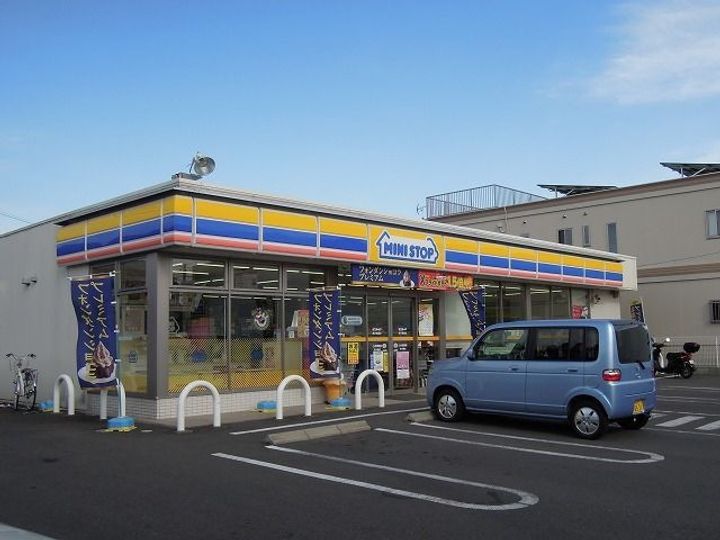 ロッド レーバーIの周辺