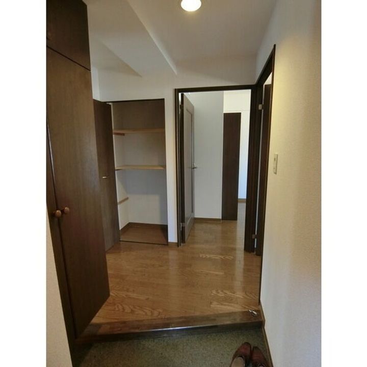 ダイアパレス麻生第2の玄関