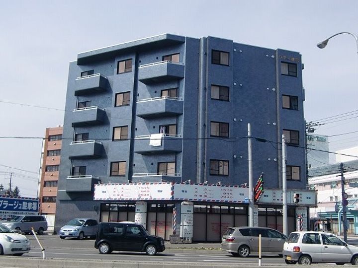 シティ根元の外観