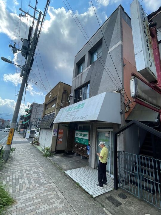 京都府京都市山科区日ノ岡鴨土町(マンション)の賃貸物件の外観