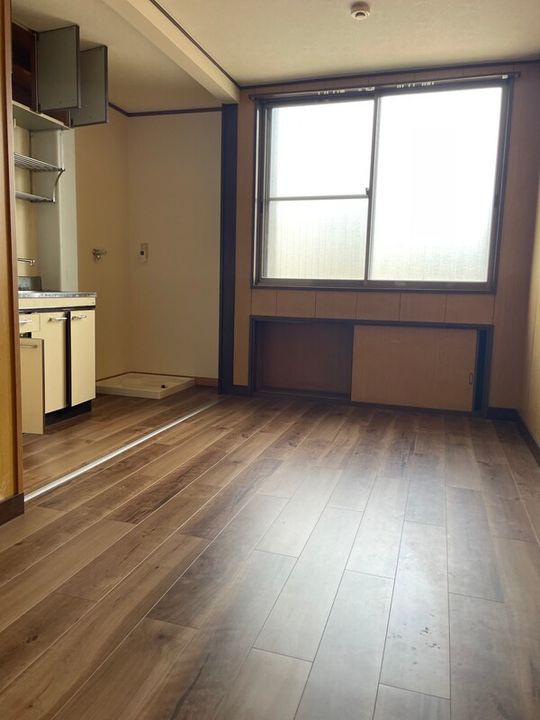 京都府京都市山科区日ノ岡鴨土町(マンション)の賃貸物件の居間