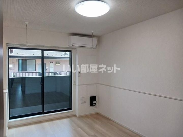 埼玉県飯能市大字岩沢(アパート)の賃貸物件の居間