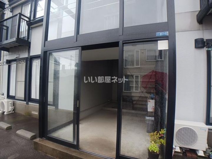 ウィンディアヒルズの地図