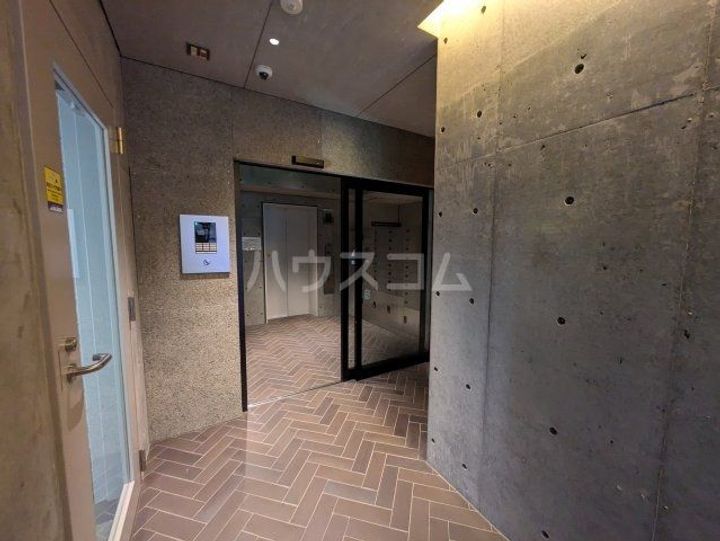 レイオーバー金町の地図
