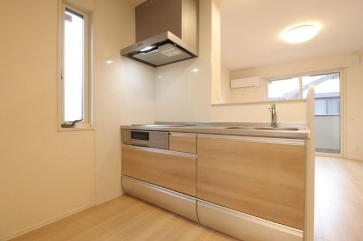 埼玉県吉川市美南3(アパート)の賃貸物件のキッチン