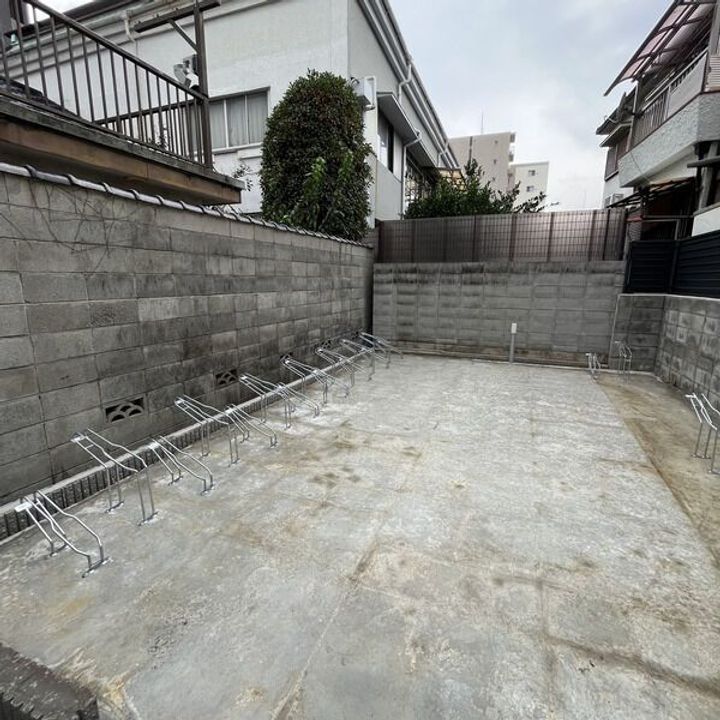 ONLYONE栄本町の地図