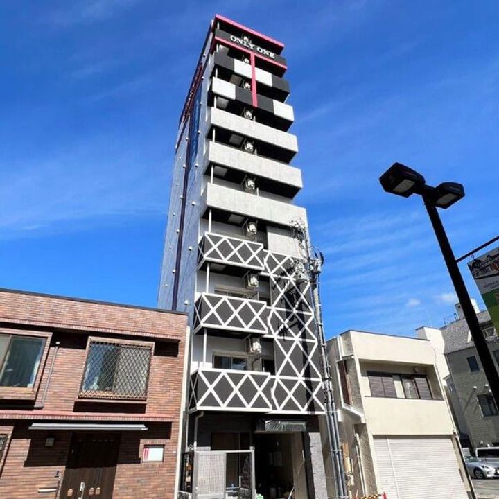 ONLYONE栄本町の外観