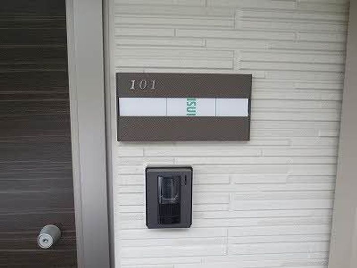 Ocean Maison A棟の玄関