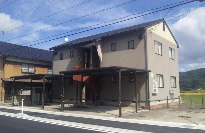 ステージ2000の外観