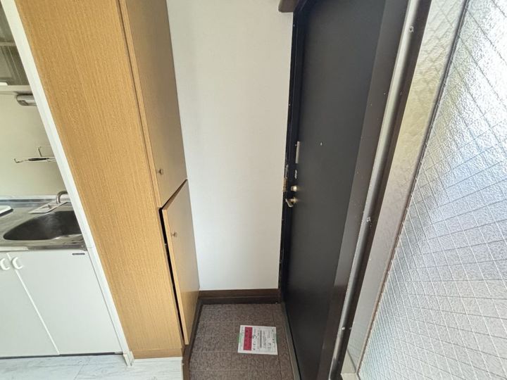 コーポフクダの玄関