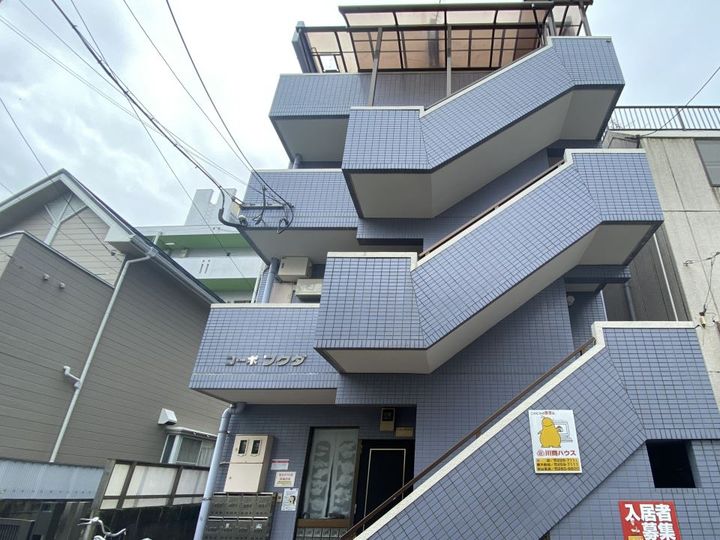 コーポフクダの外観