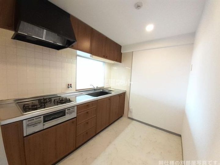 サンメゾン忍海のキッチン