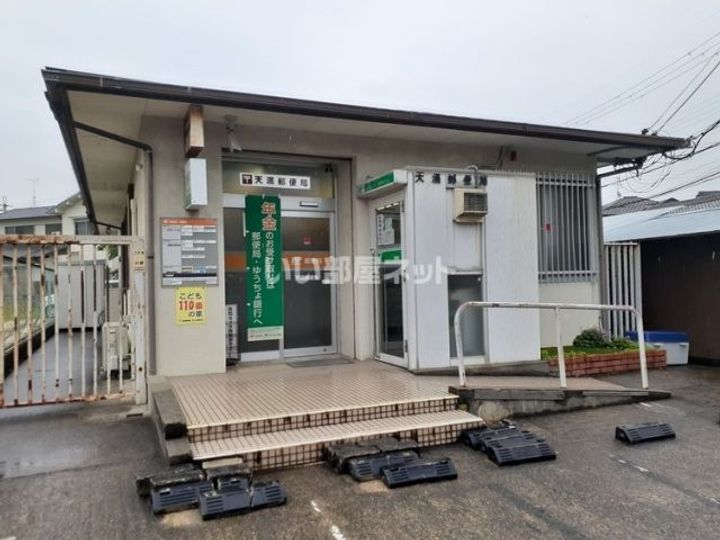 サンメゾン忍海の周辺