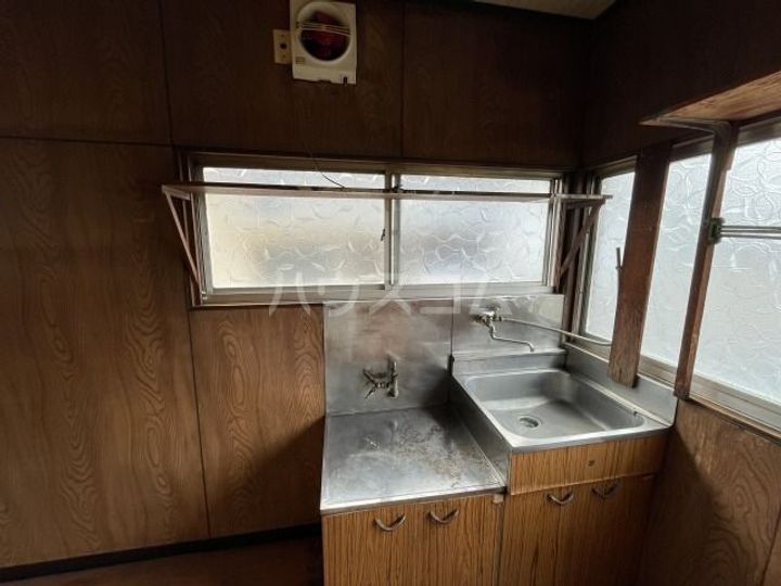 朝日荘のキッチン