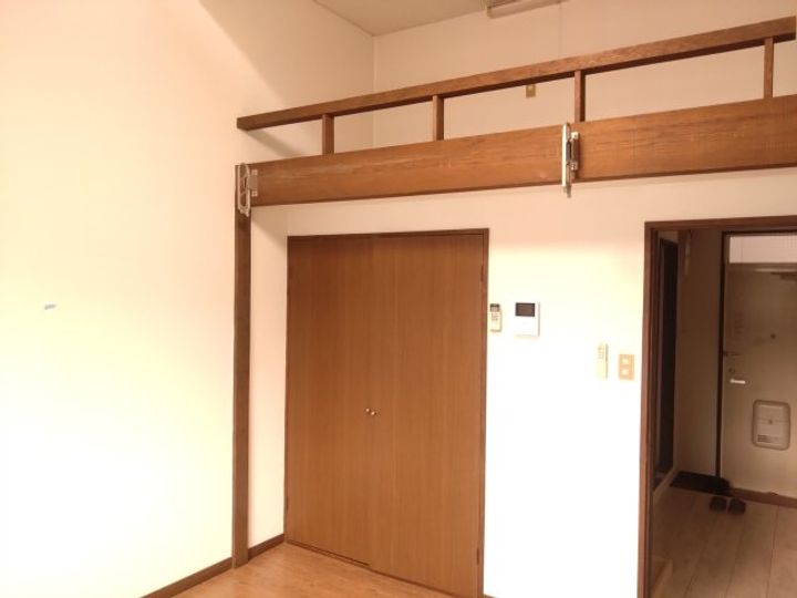 コーポリープの居間