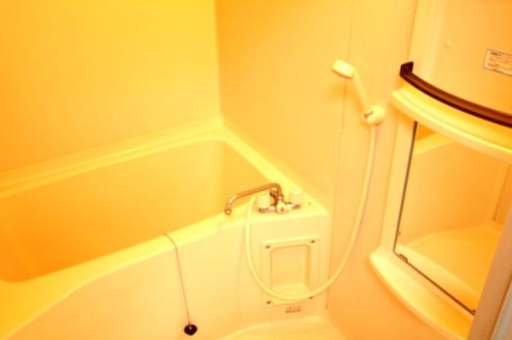 コーポリープの風呂