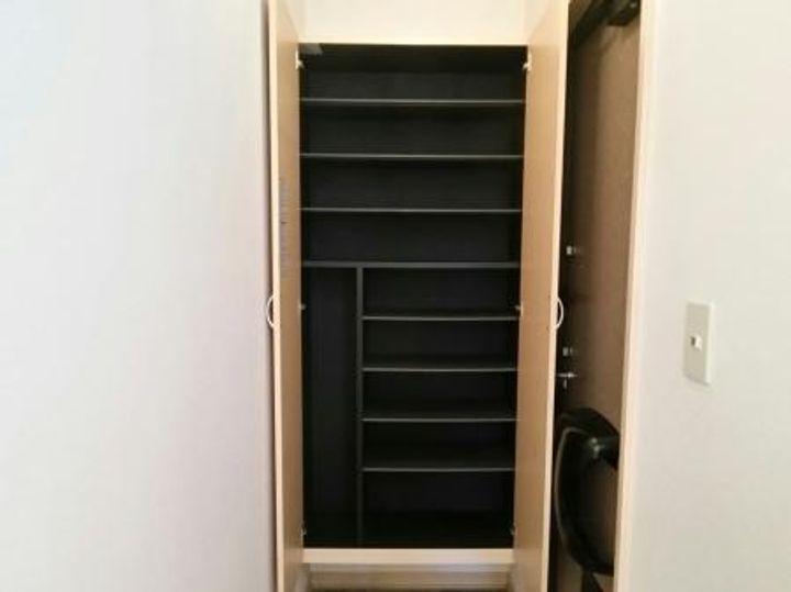 セジュール善 Aの玄関