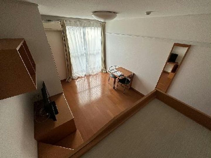 レオパレス琴の居間