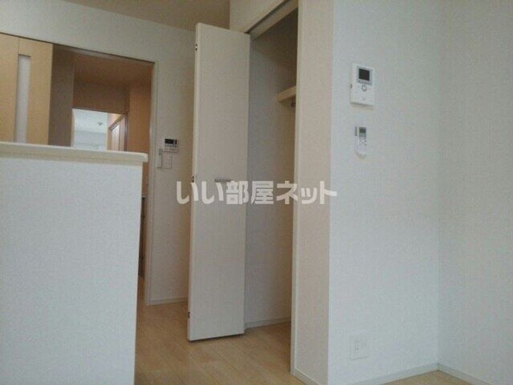 大阪府四條畷市西中野1(アパート)の賃貸物件の内装