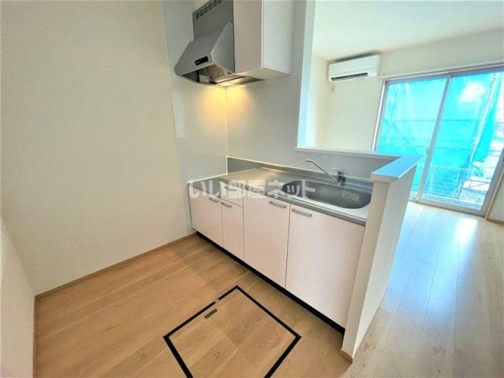 栃木県足利市五十部町(アパート)の賃貸物件のキッチン