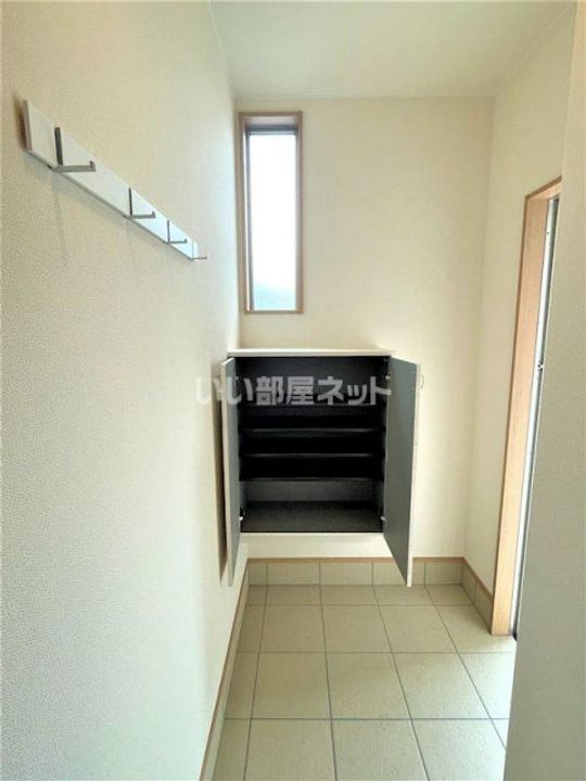 栃木県足利市五十部町(アパート)の賃貸物件の玄関