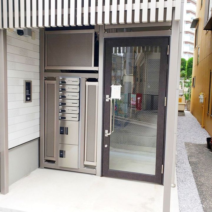 オーバル ウイングの地図