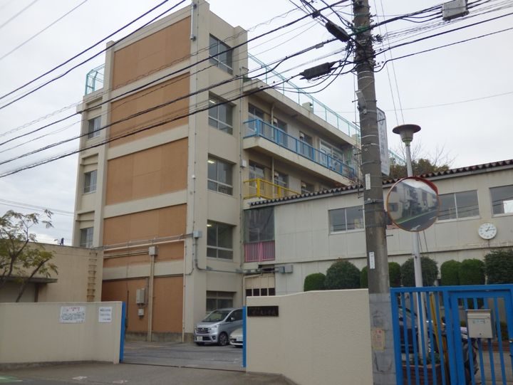 関根ビルの周辺