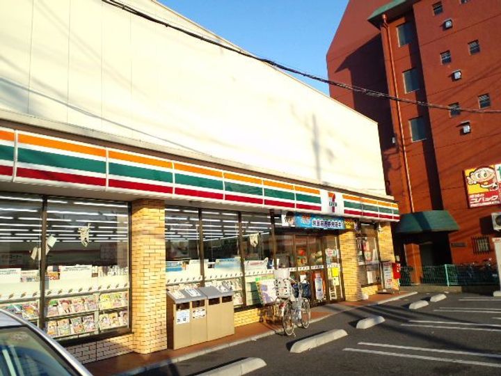 秋山コーポの周辺