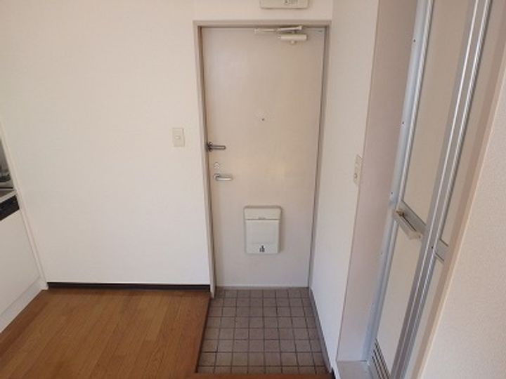 エトワール落合の玄関