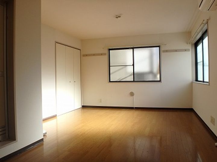 エトワール落合の居間