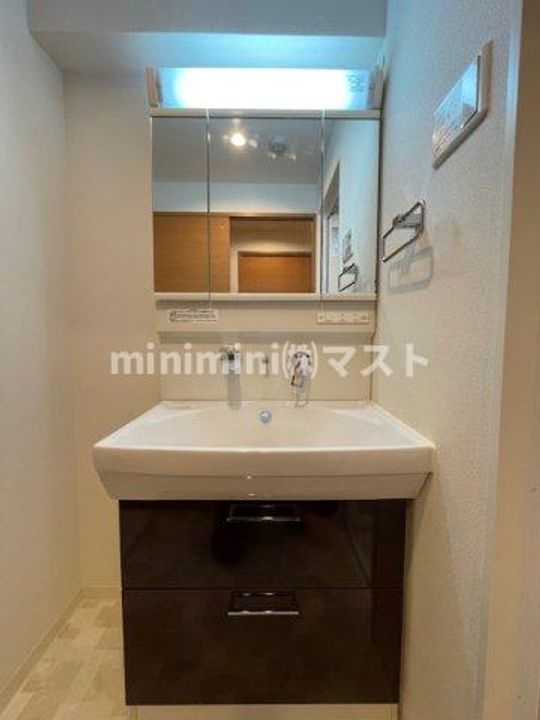 ES-Grande Umedakitaの内装