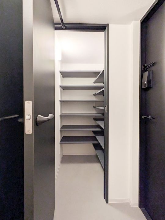 東京都新宿区左門町(マンション)の賃貸物件の内装