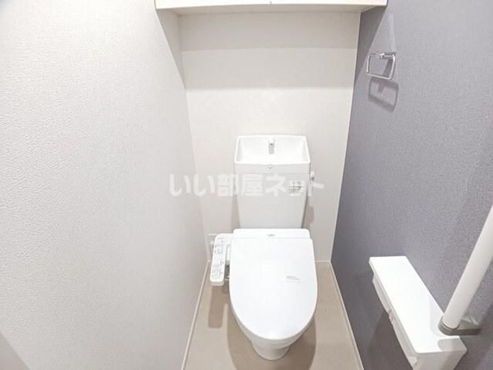 アルバ 涼の内装