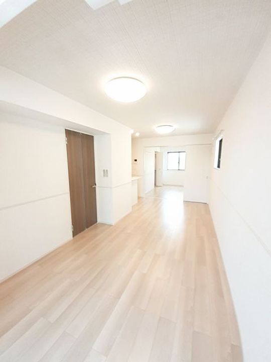 コーポ スワン Vの居間