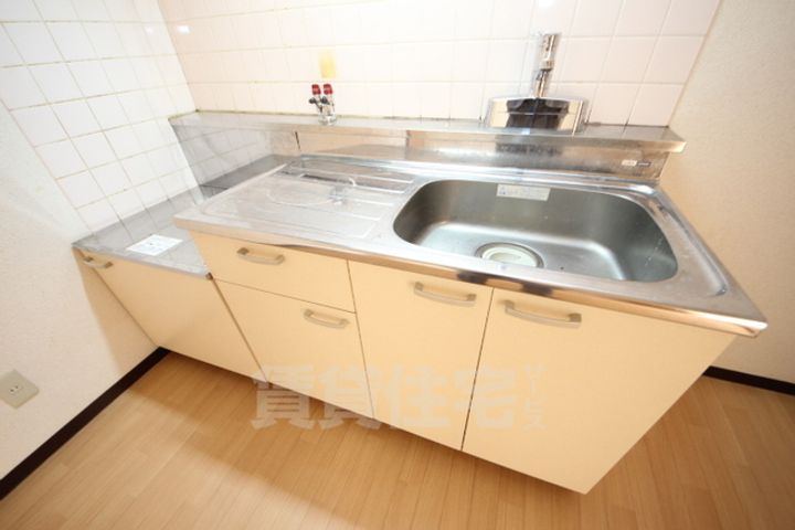 奈良県生駒市辻町(マンション)の賃貸物件のキッチン
