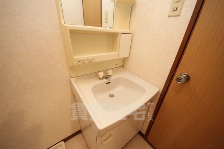 奈良県生駒市辻町(マンション)の賃貸物件の内装