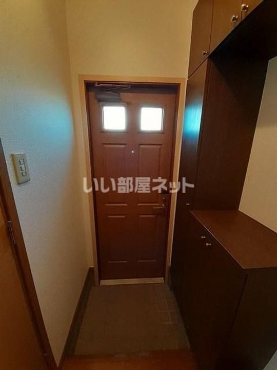 群馬県富岡市曽木(アパート)の賃貸物件の玄関