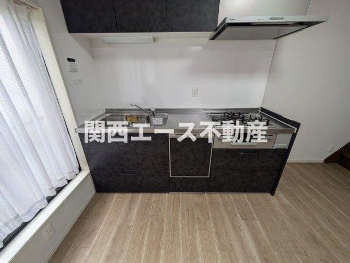 大阪府大東市泉町1(一戸建)の賃貸物件のキッチン