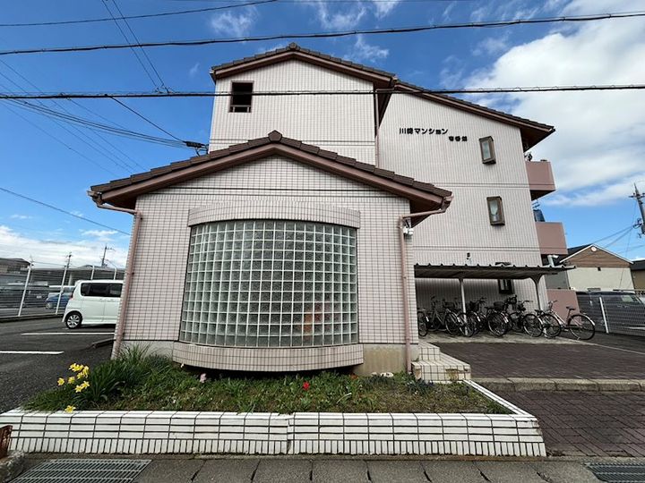 川崎マンション 壱番館の外観