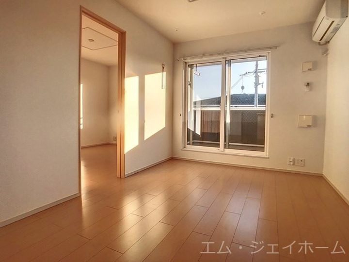 滋賀県東近江市大森町(アパート)の賃貸物件の居間