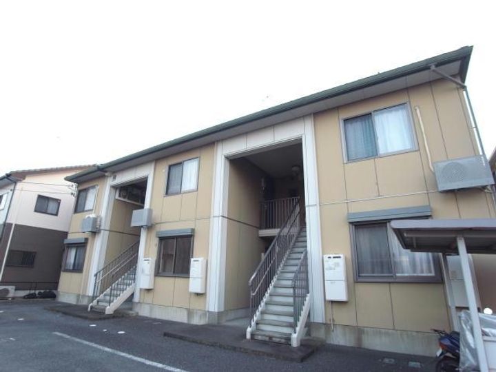 ファミーユ高桑の地図