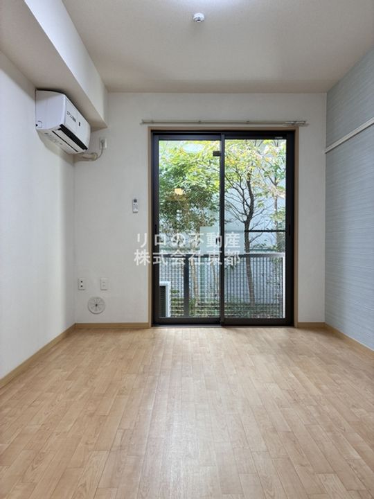 シェリメゾンTの居間